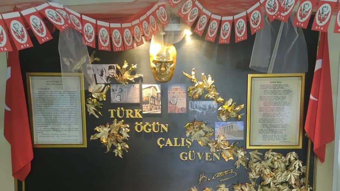 Ulu Önder Gazi Mustafa Kemal Atatürk'ü Ebediyete İntikal Edişinin 85. Yılında Saygı ve Özlemle Anıyoruz!